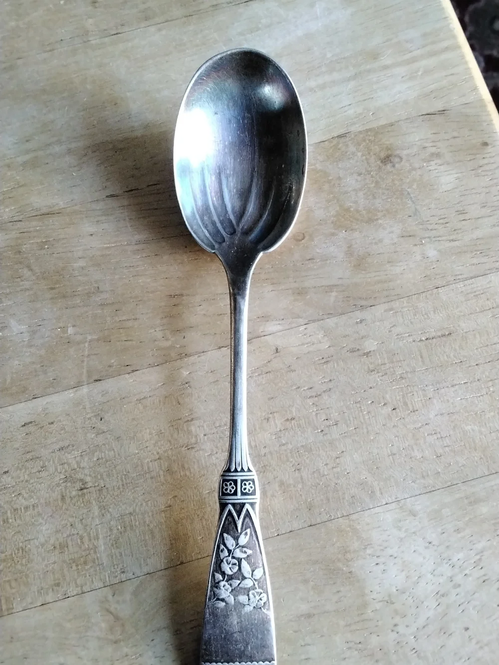Vintage Reed & Barton Sugar Spoon - Silver Plated